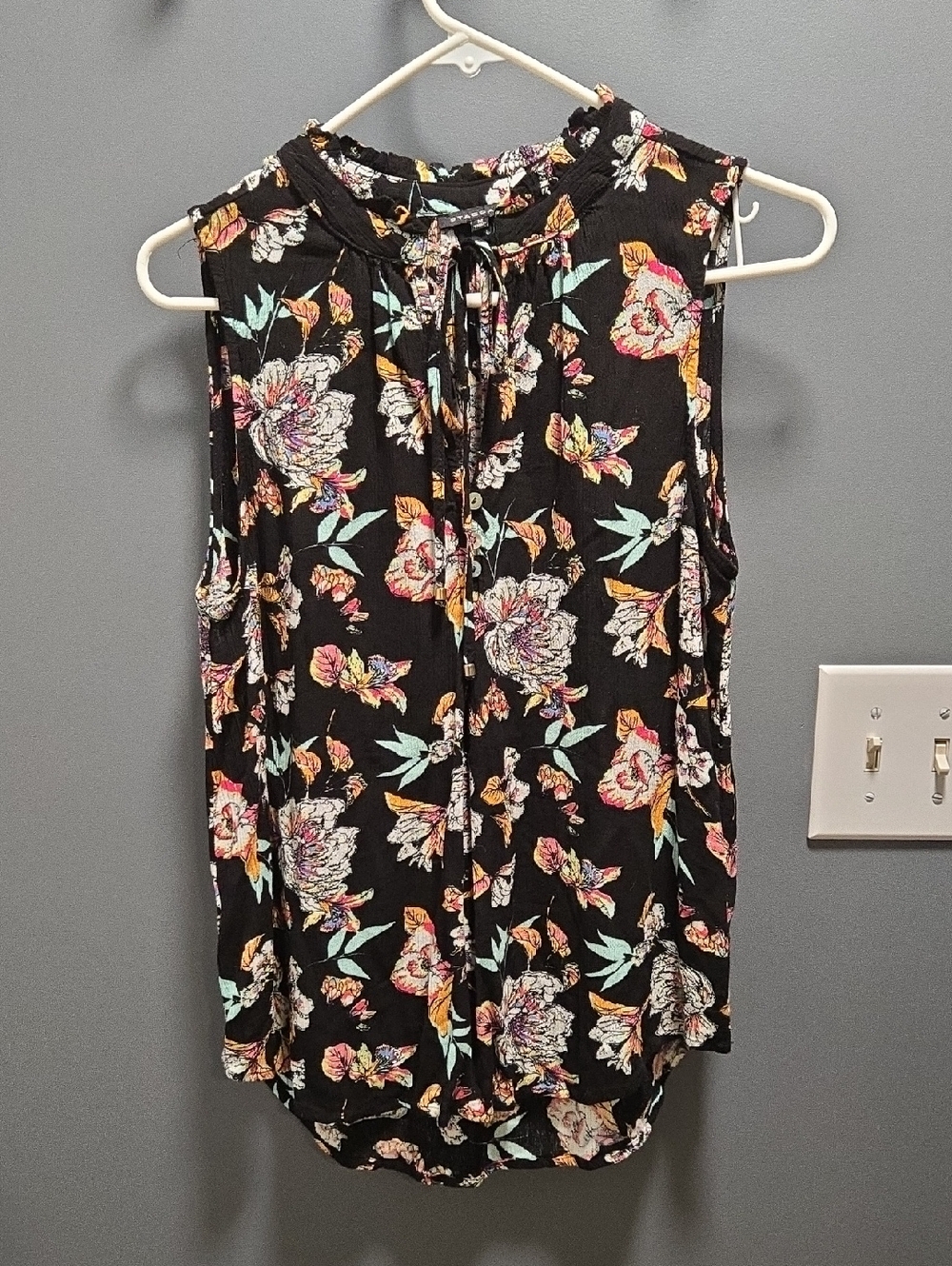 Staccato Black Floral Tie-Neck Sleeveless Top
